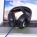 Headset game kabel dengan dengan pc mikrofon LED