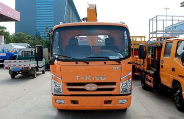 Nagelneuer 3.2t XCMG Kranwagen zum Verkauf