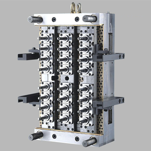 Moule de préforme à 32 cavités pour une finition de col de 38 mm