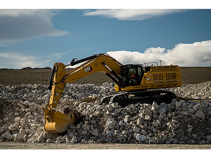 CAT374 EXCAVATOR