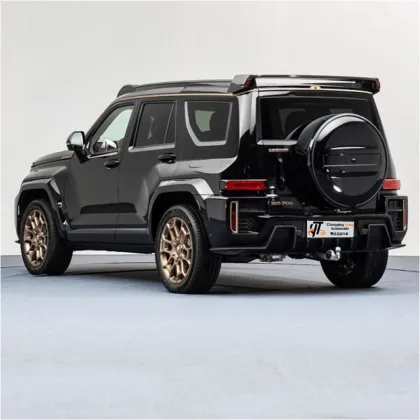 Luxury off-road SUV Tank 700