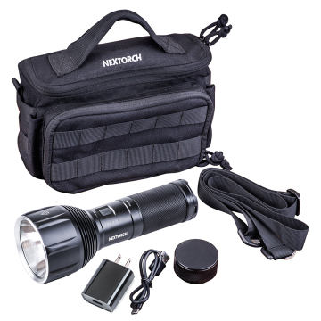Saint Torch 11: 3500 Lumen ładowna latarnia LED