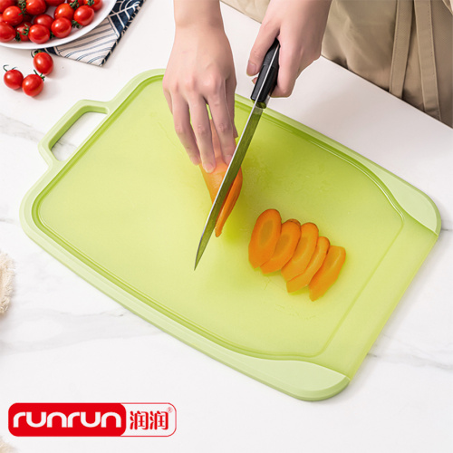 Стильные и функциональные красочные разделочные доски