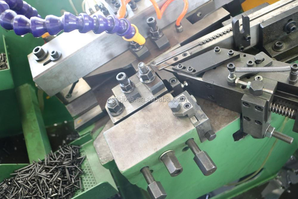 Automatic cold heading screw making machine
