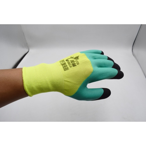 Breathable reinforced finger protective gloves