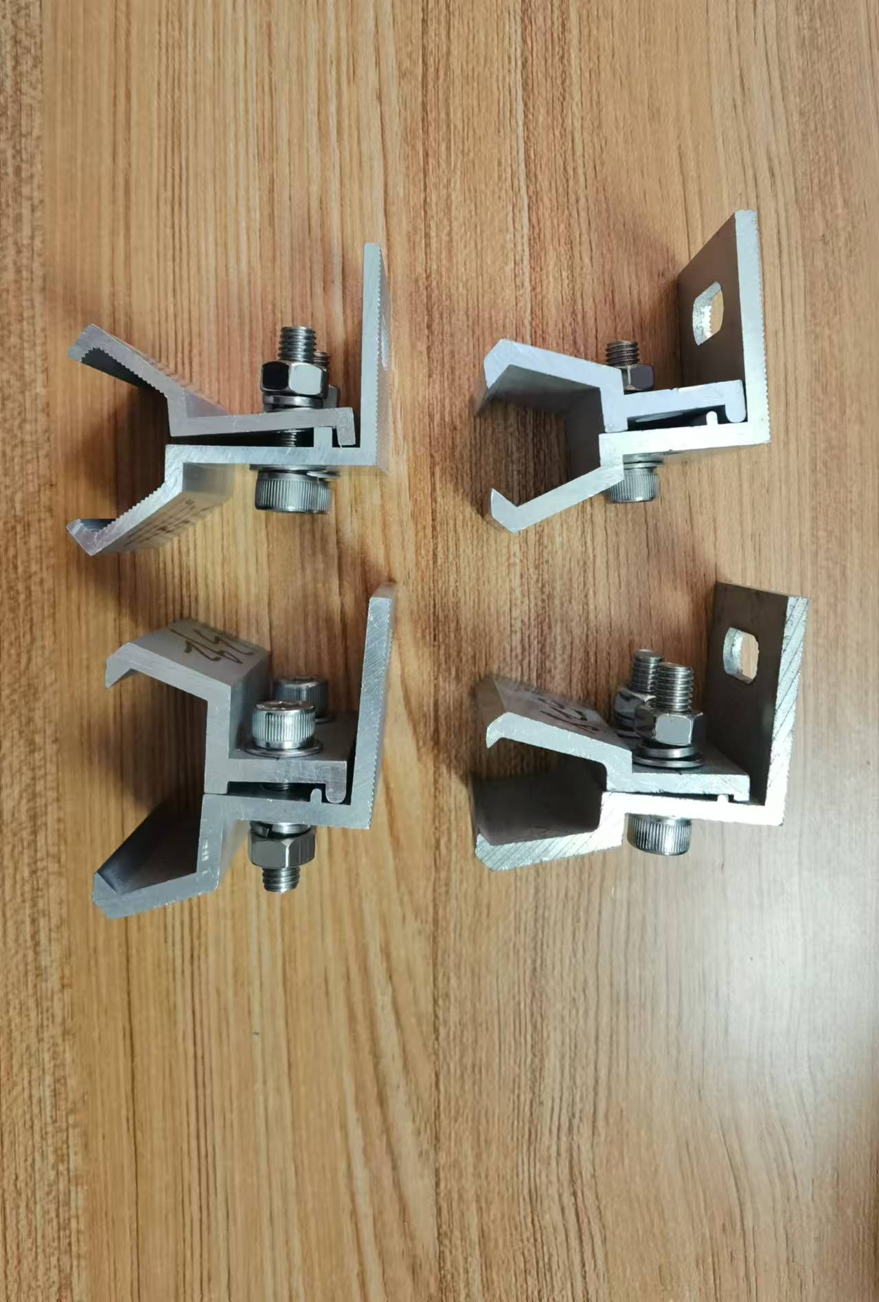 Aluminum alloy anodized extrusion rooftop clamps