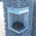 Lareira de gabion ecológica com design de pedra natural