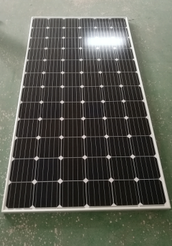 300w Mono Solar Panel Mounting on The Pole