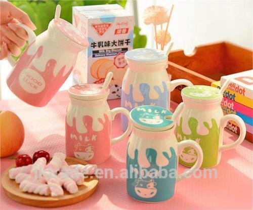 Creative Cute Ceramic milk mug/drinking mug with lid and spoon