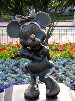 animal metal detector minnie mouse bronze sculpture for garden