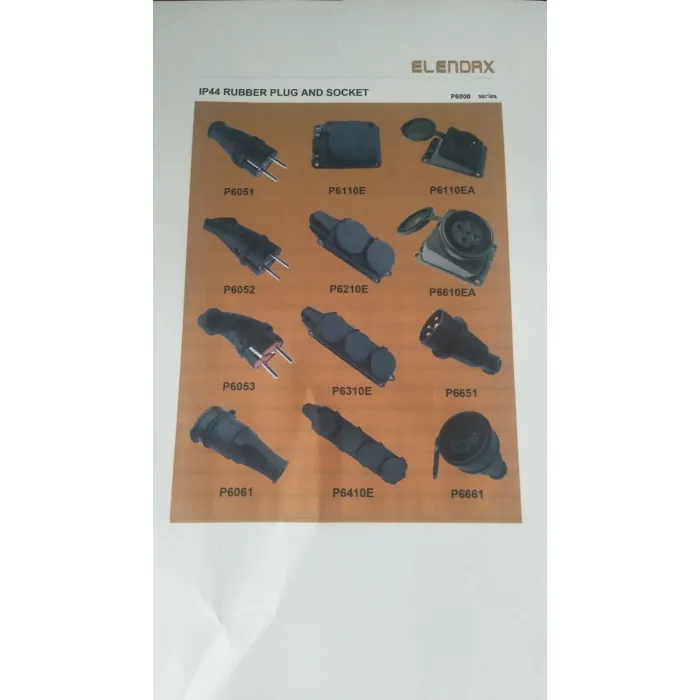 Soket Karet 2-Gang dengan Grounding dan Penutup IP44