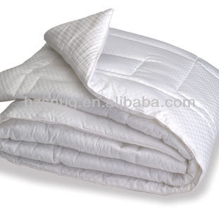 Luxury micrifiber quilt down alternative comforter with down fiber filling