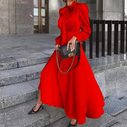 solid color long-sleeved temperament dress