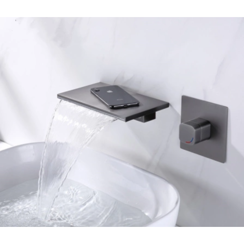 Wall-mounted Single Handle Faucet