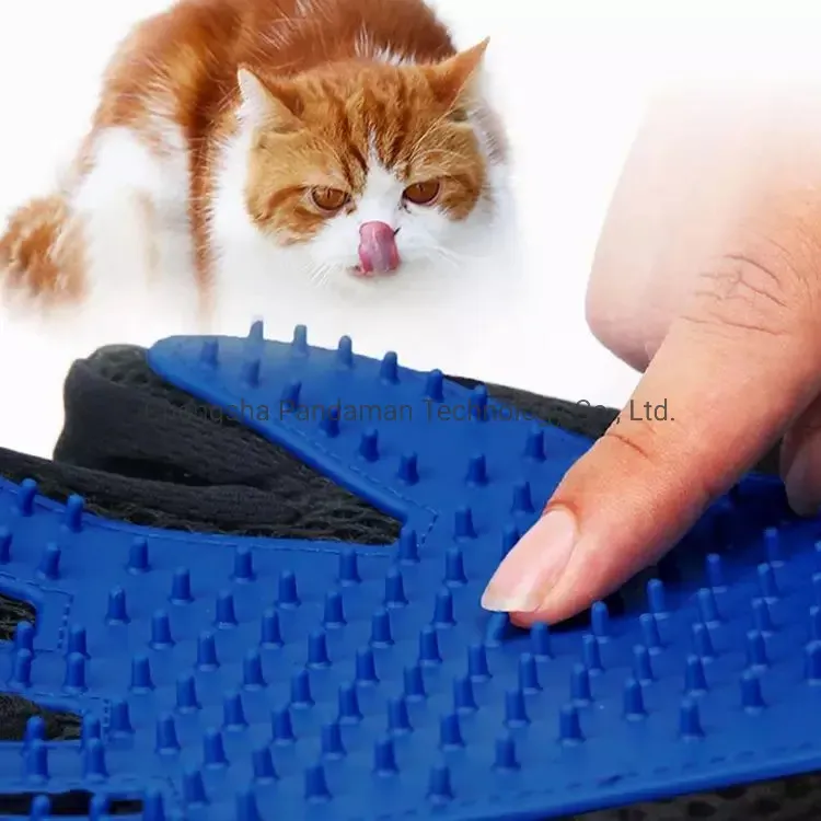 Gentle Deshedding Brush Glove for Pets