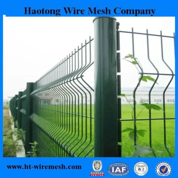 wire mesh fence