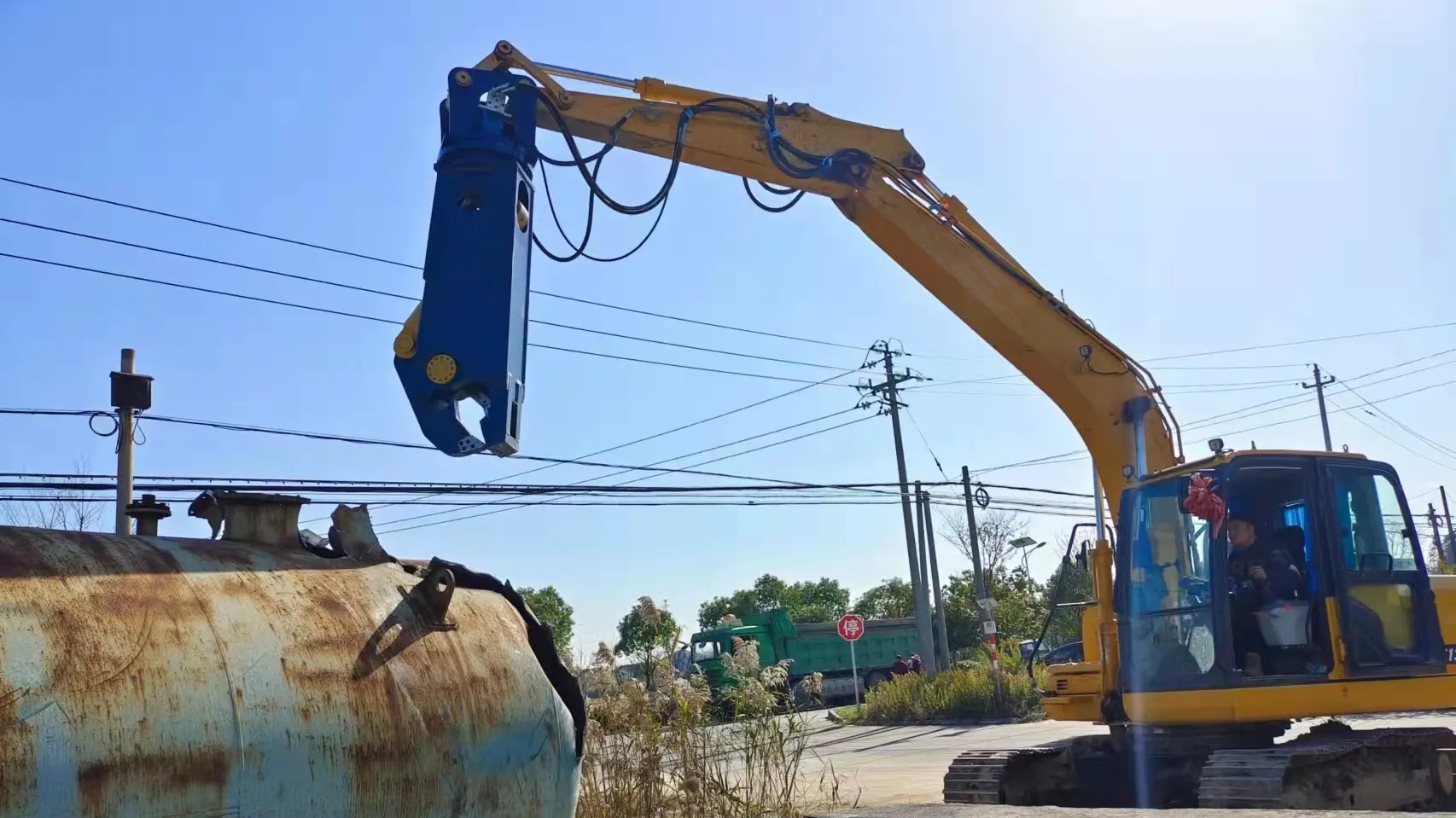 hydraulic shear