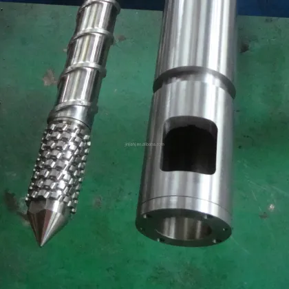 Bimetallic barrel for injection machinery