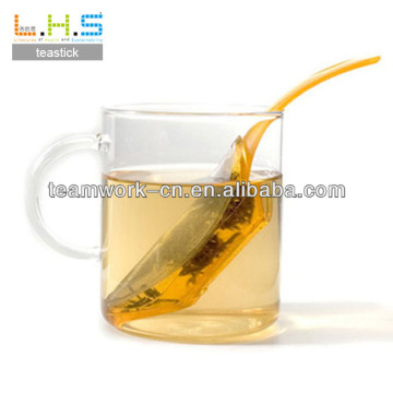 Popular removable plastic tea filter