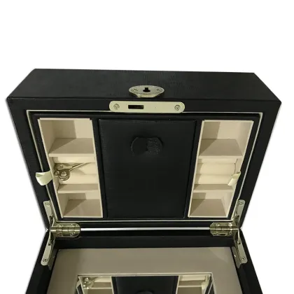 Personalized jewellery box with necklace hanger