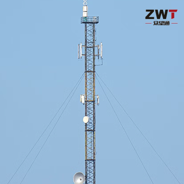 Torre estaiada profissional para comunicação