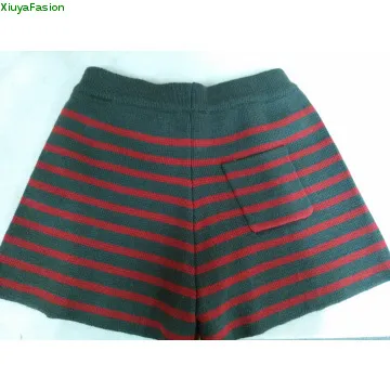 Lady\'s fashion casual short trousers