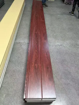 Red Chicken Wing Wood Grain PU Sandwich Panels for Walls