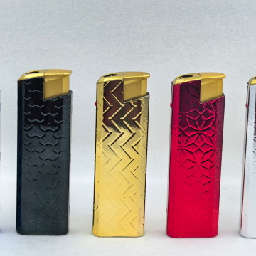 Pesquisa de isqueiro Golden Jet com tampa de metal