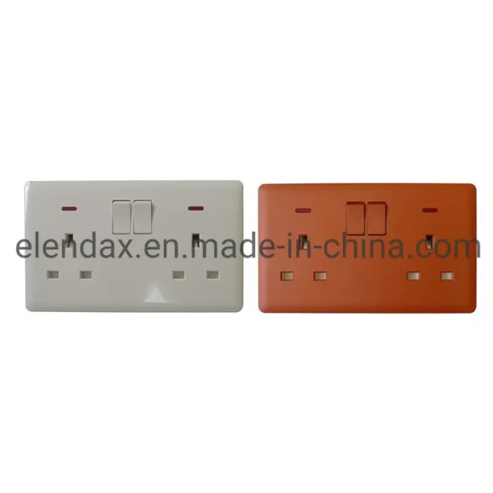 Soket Daya Inggris Ultra-Tipis Ganda (UK1210)