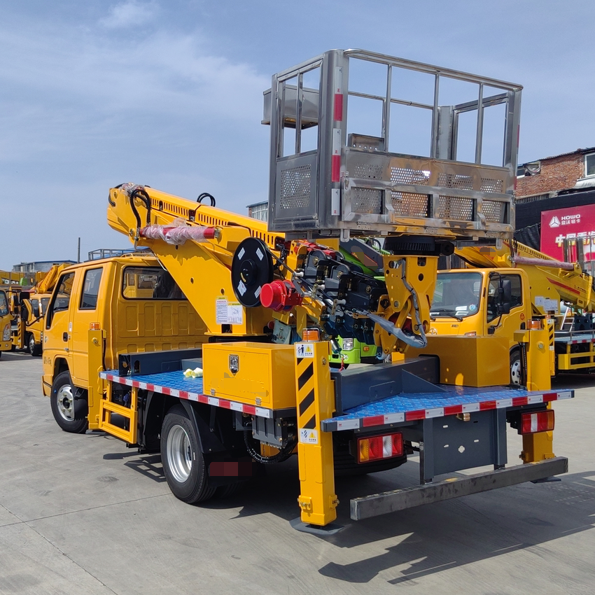Veicolo da lavoro ad alta quota di 23 metri 23 meter high altitude work vehicle