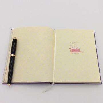 Caderno bonito de papel com gráfico bonito
