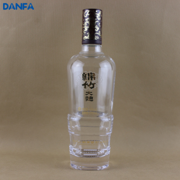 500ml Glass Liquor Bottle with Gold Foil Label (DVB145)