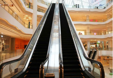 Escalera mecánica del centro comercial de 30 grados