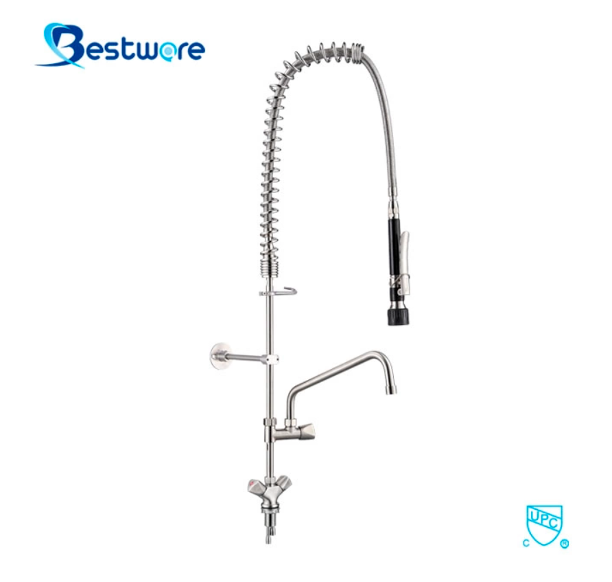 Pull-out Faucet With Switchable Water Outlet