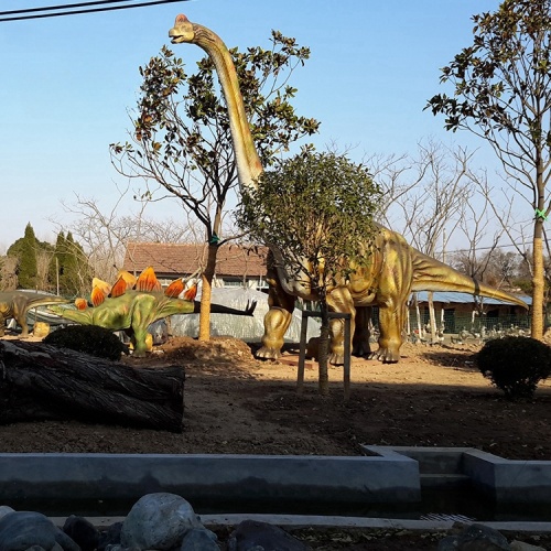 Life-Sized Dinosaurs Customize Your Animatronics