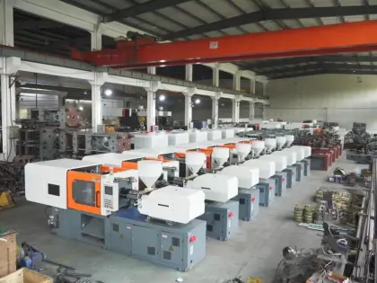 cap injection molding machine