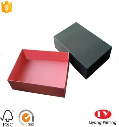 Custom T-shirt paper packaging box