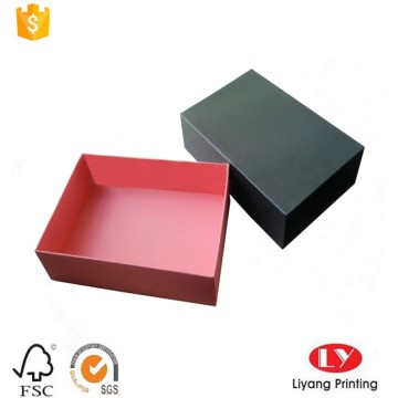 Custom T-shirt paper packaging box