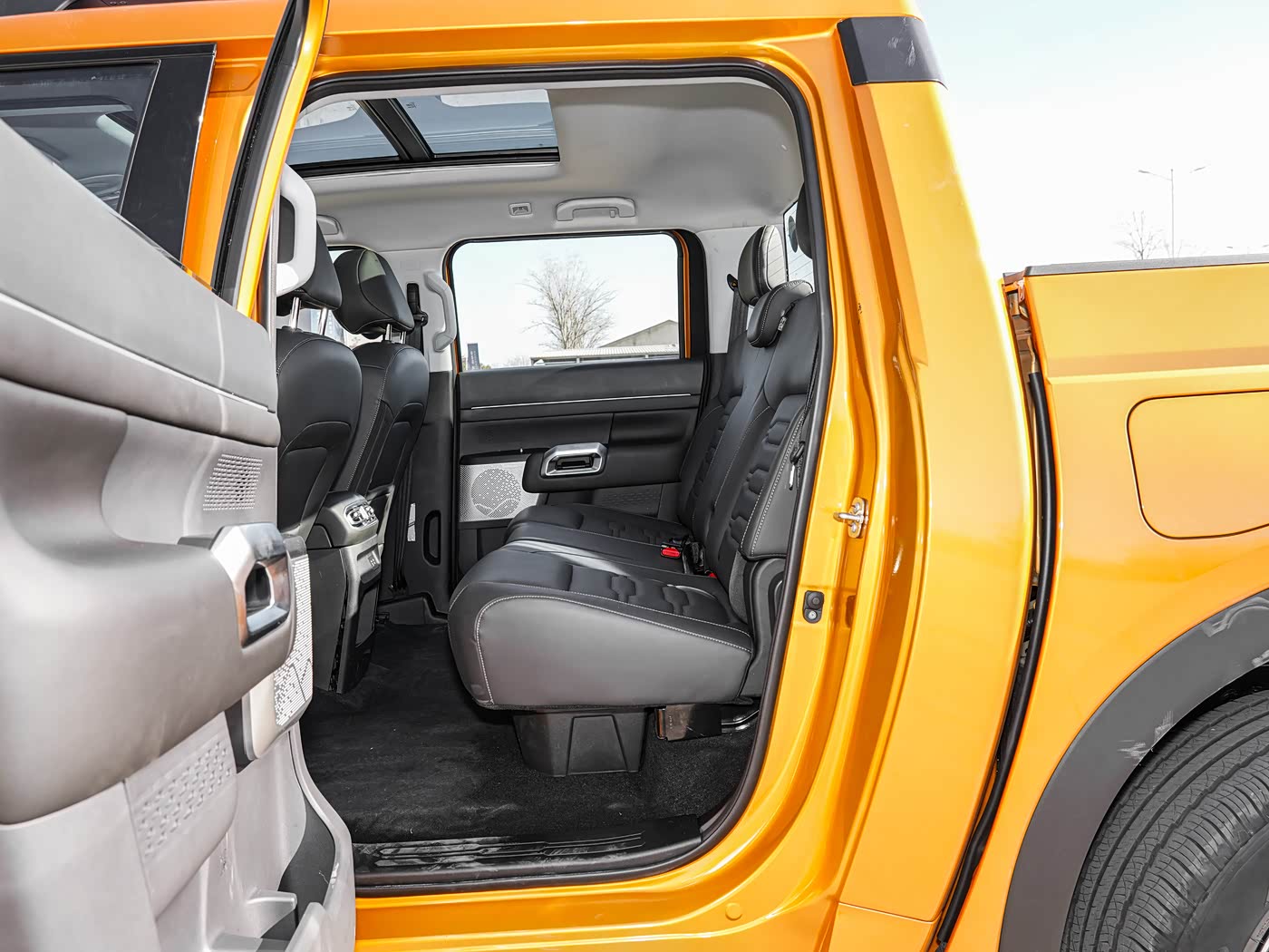 4WD Enjoy Edition (Standard Box)