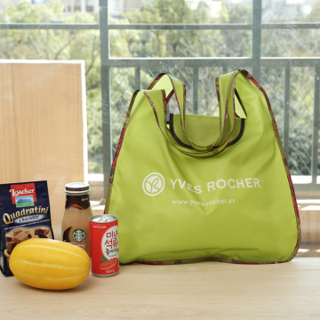 2015 cheap fashion custom printed ECO-friendly folding shopping bag polyester handle gift bag