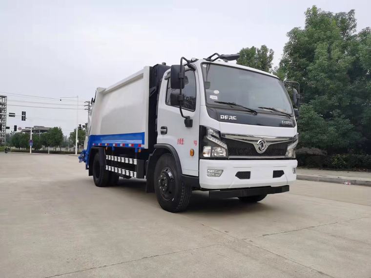 Dongfeng 4x2Garbage Compactor Trucks 6CBM