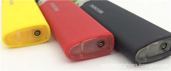 8.1cm Refillable Rubber Finish Triangle ISO Electronic Lighter