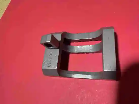 NEWLONG Parts Feed Dog front 304131