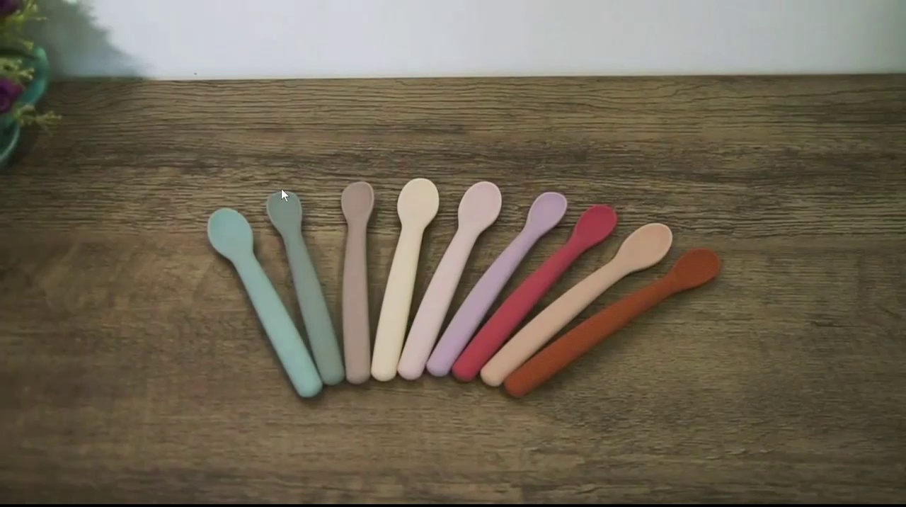Compact Baby Food Spoon for Travel and Daily Use