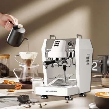 Imported Water Pump Professional Italian Espresso Coffee Machine for Bar