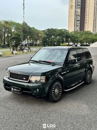 Gloss Brewster Green Car Wrap