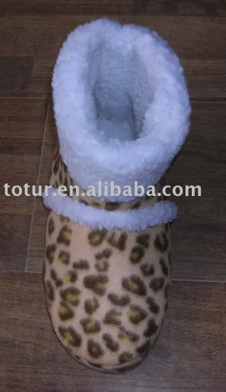 Home shoes with leopard