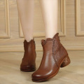Middle-aged and elderly women's boots