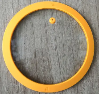 Black silicone lid for cookware