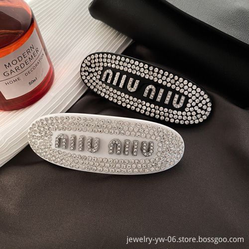 Fancy Summer Hair Accessories: Girls' Acrylic Diamond Hairpins & Headdresses for Women